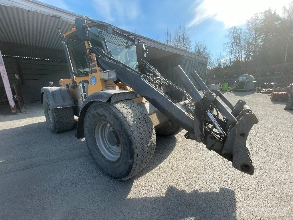 Wille 855C Vozila za prevoz delovne opreme