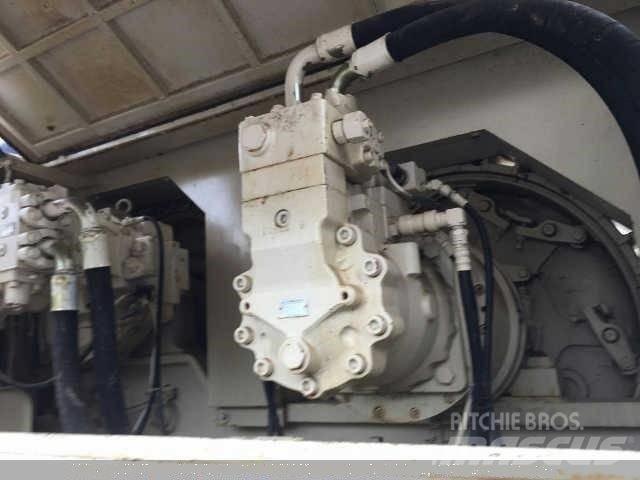 Terex HC 110 Dvigala na gosenicah