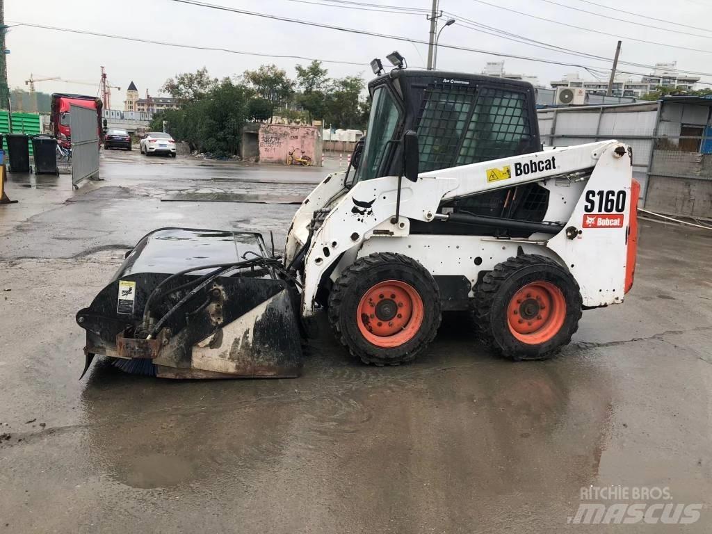 Bobcat S160 Skid steer mini nakladalci