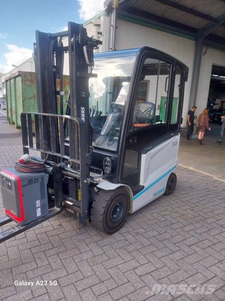 UniCarriers MX 25 Električni viličarji