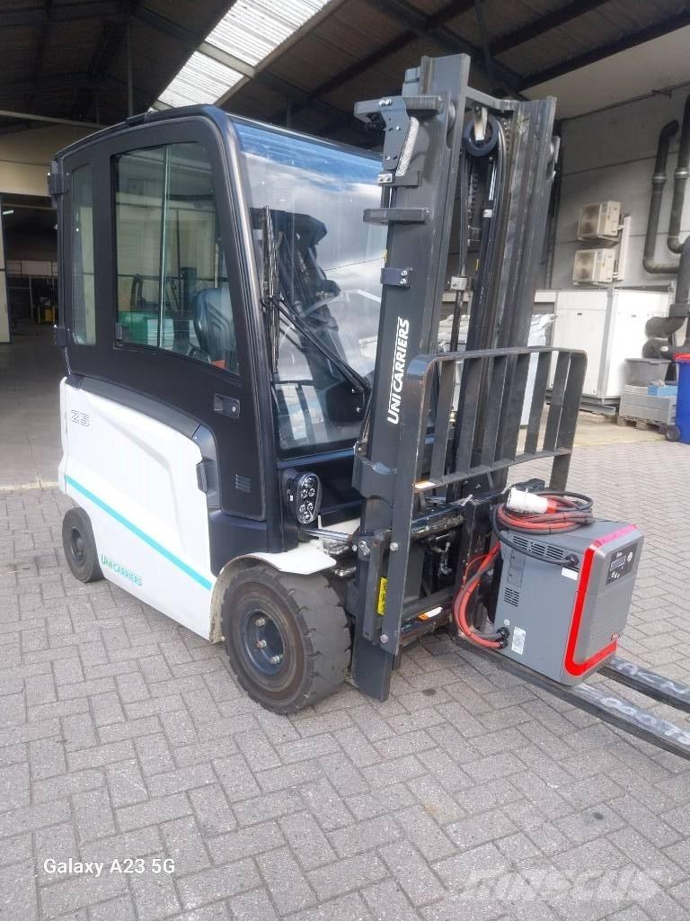UniCarriers MX 25 Električni viličarji