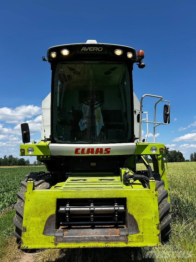 CLAAS Avero 240 Kombajni