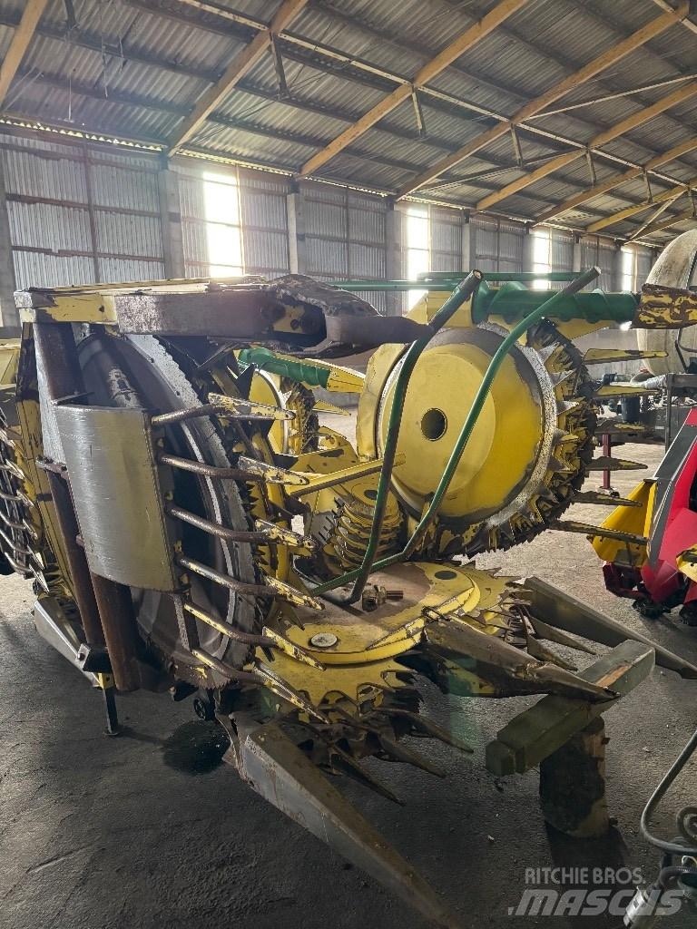John Deere 7250 Kombajni za krmo
