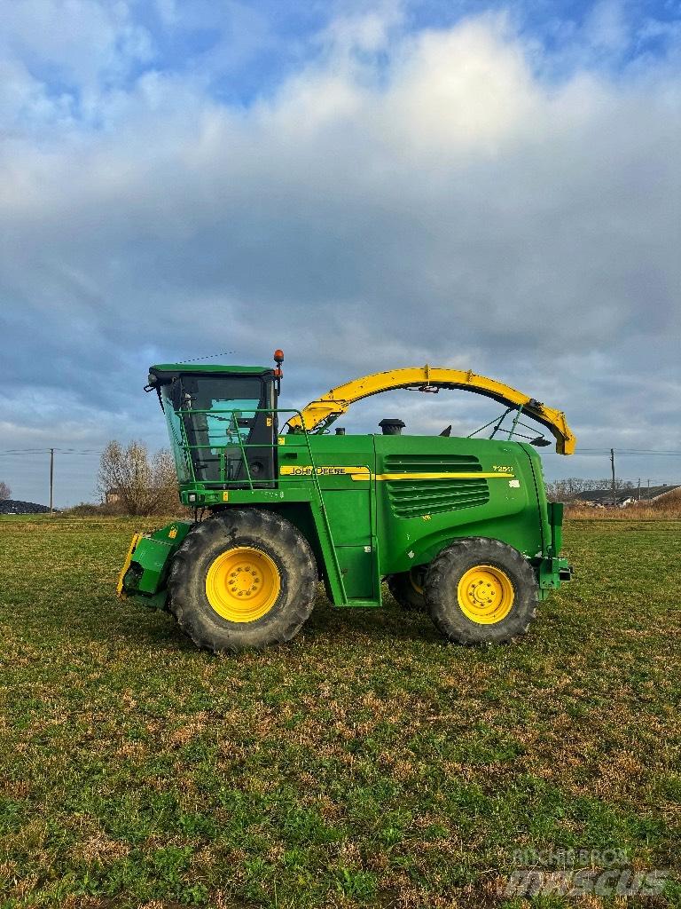 John Deere 7250 Kombajni za krmo