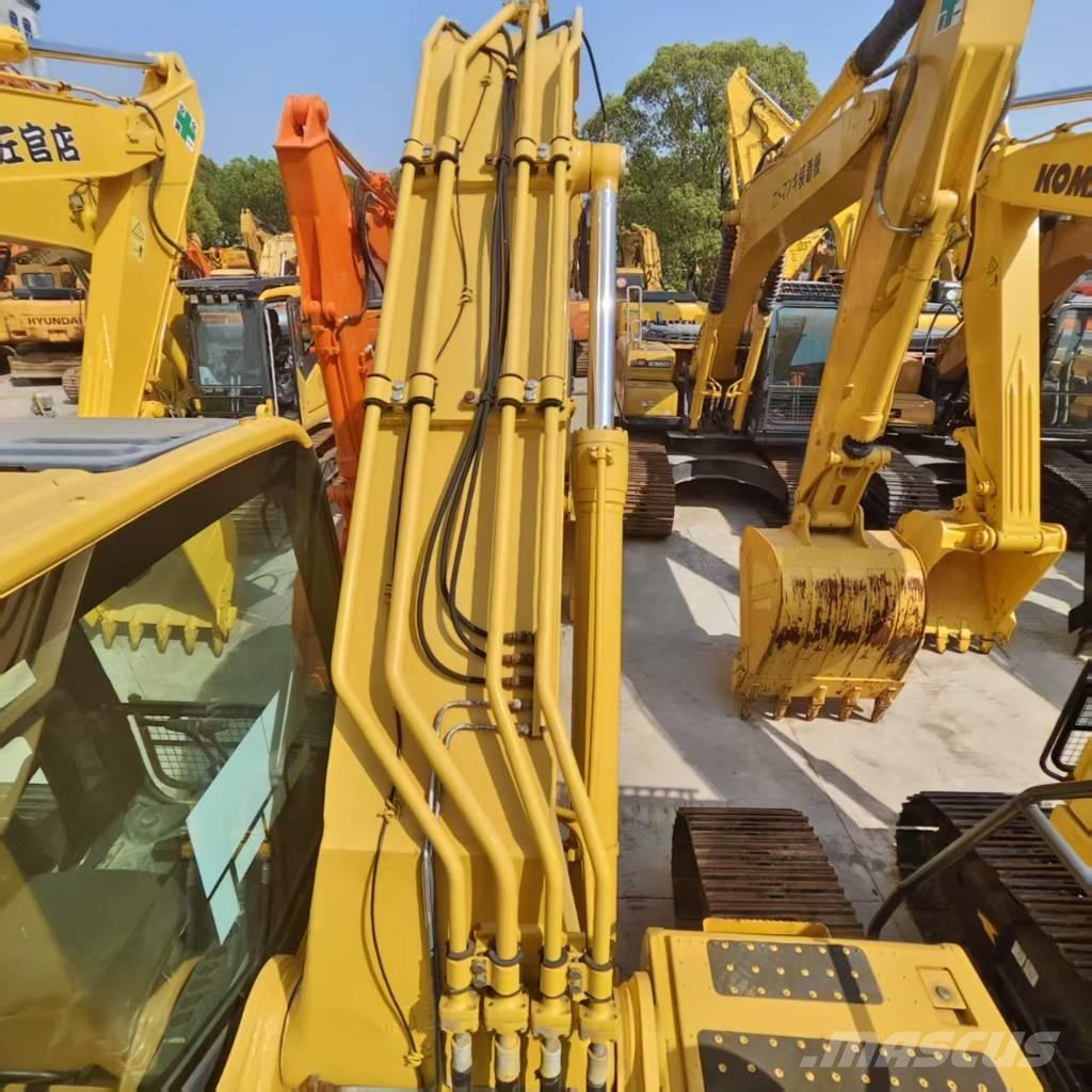 Komatsu PC 220-8 Bagri goseničarji