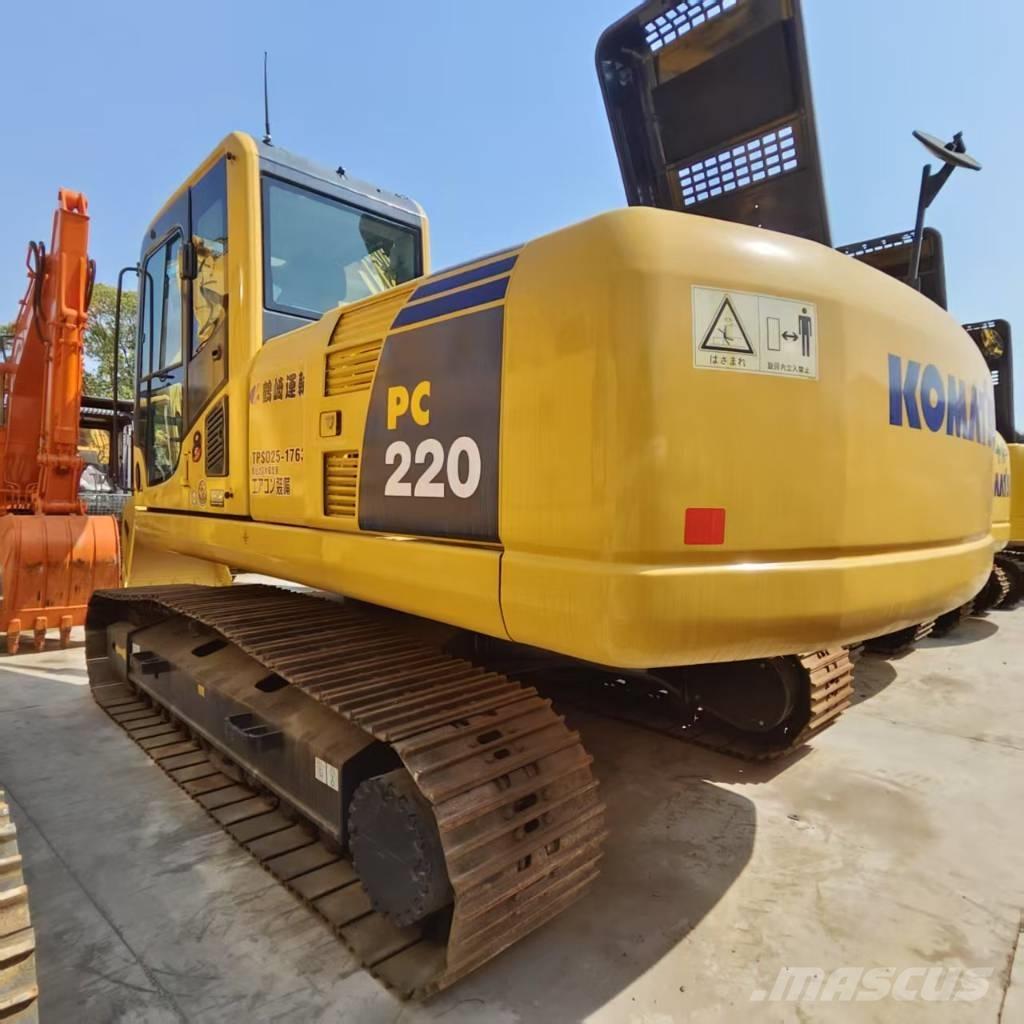 Komatsu PC 220-8 Bagri goseničarji