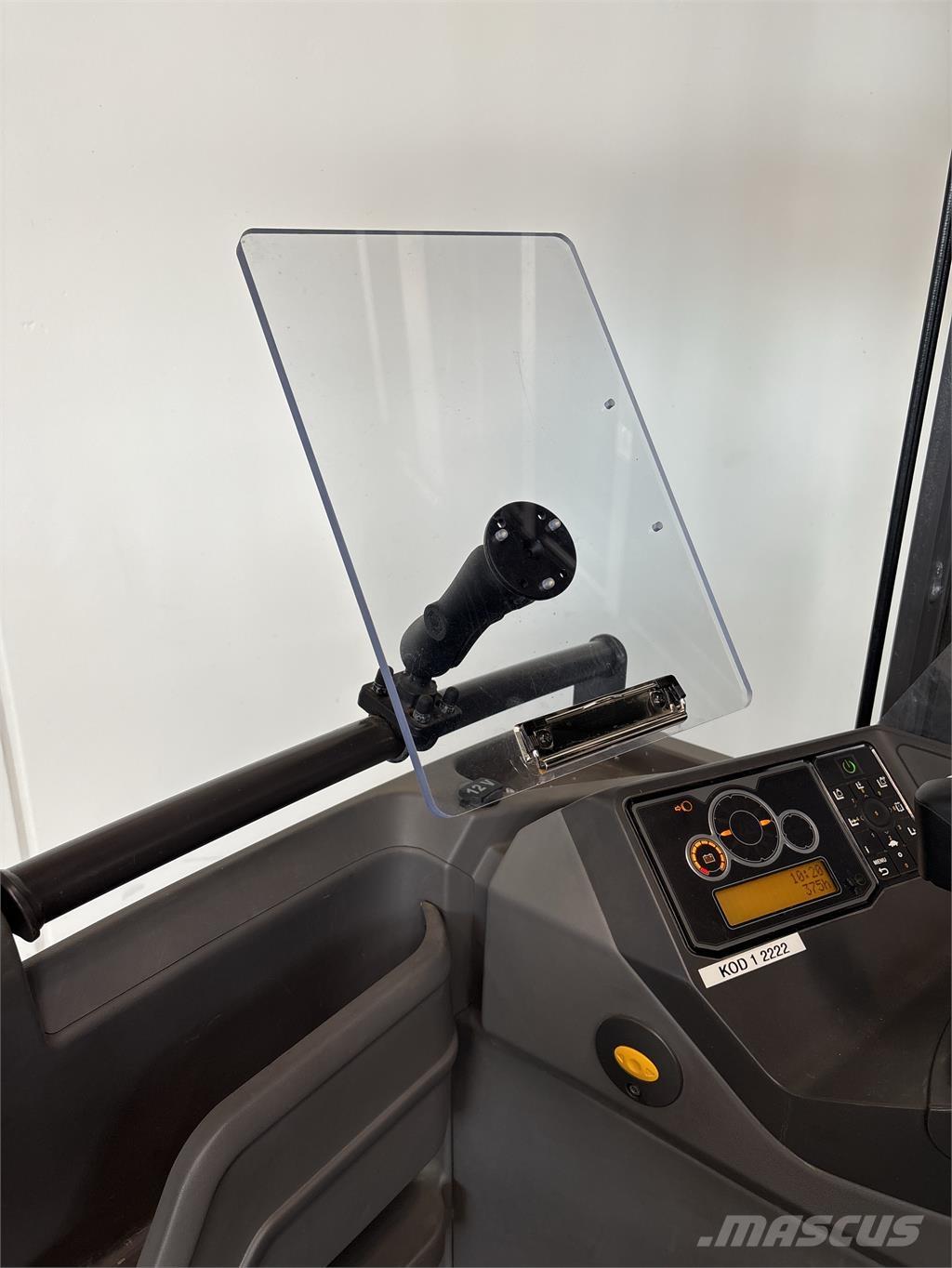 Atlet UMS160 Viličarji s pomičnim teleskopom