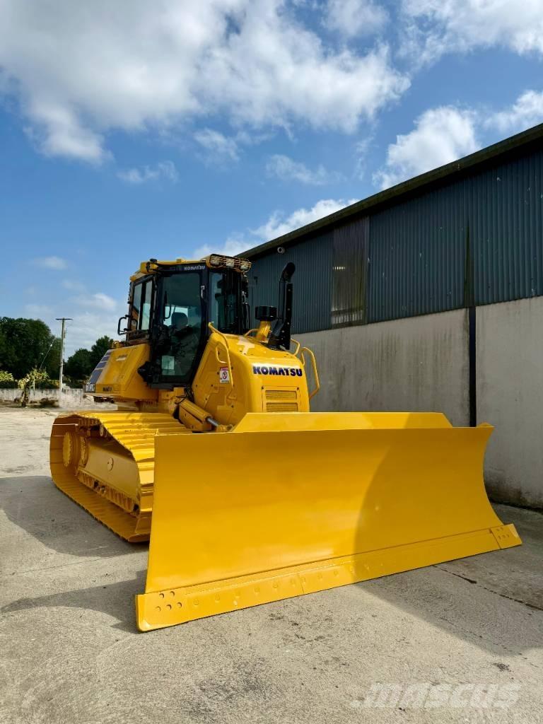 Komatsu D 61 PXi-24 Buldožerji goseničarji