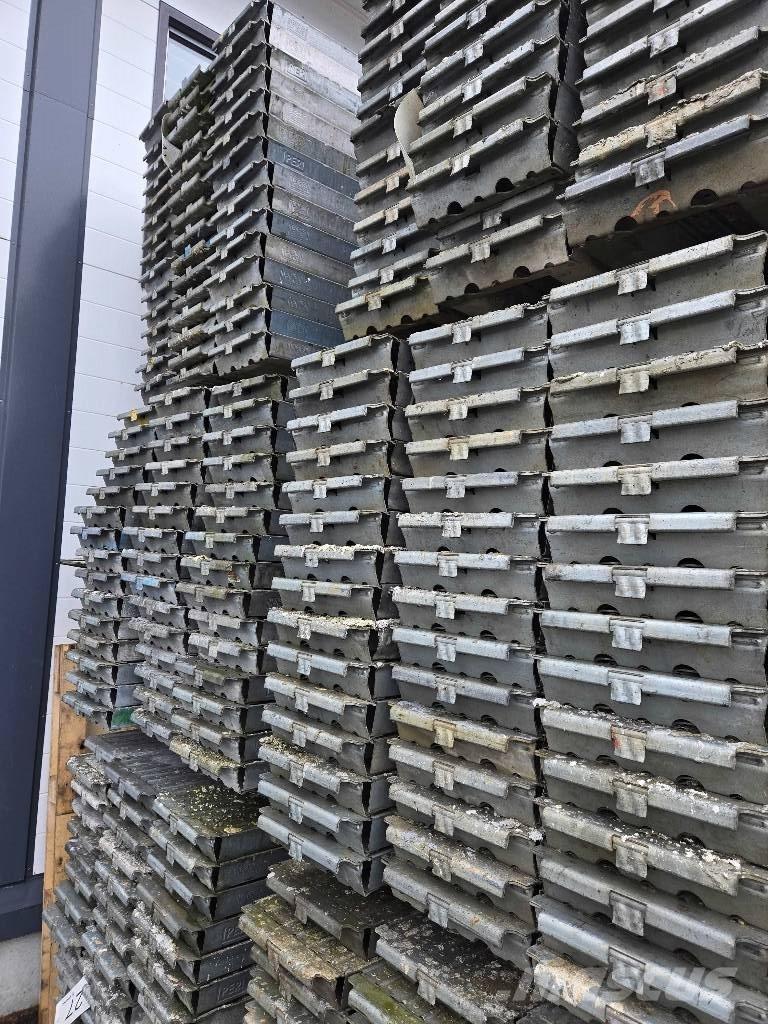 Peri UP T72 Gradbeni odri