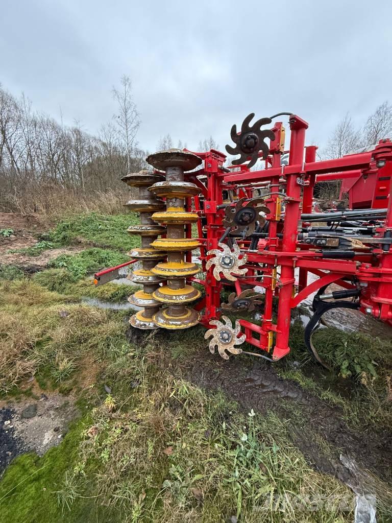 Väderstad Topdown400 Kultivatorji