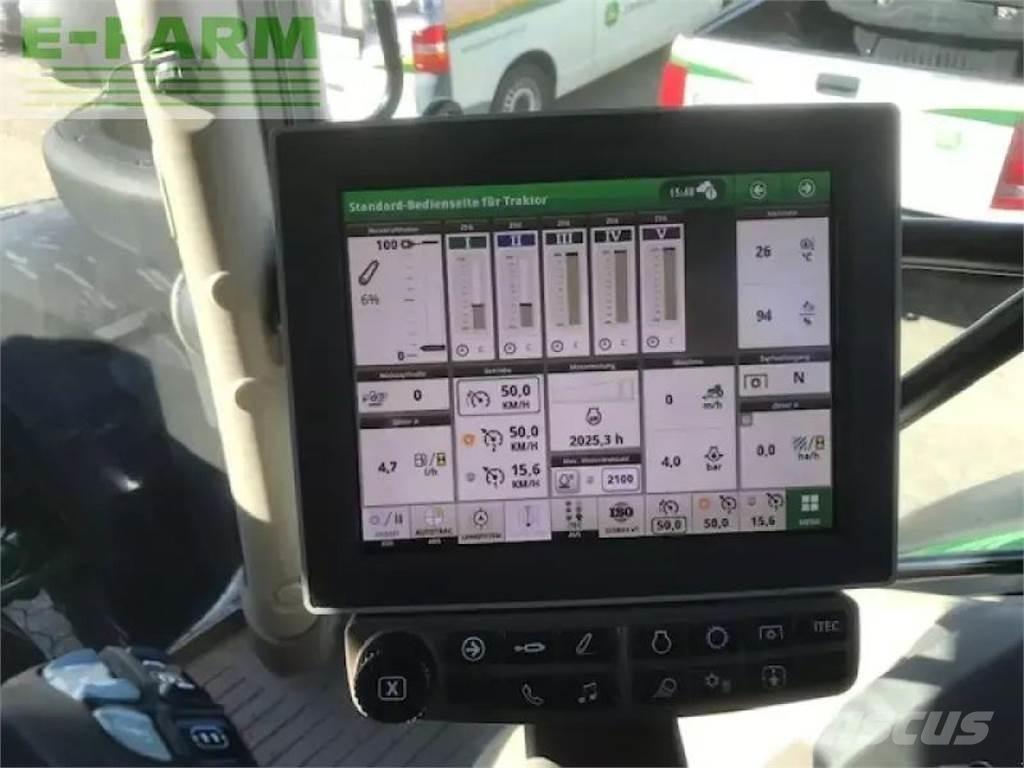 John Deere 6215r Traktorji