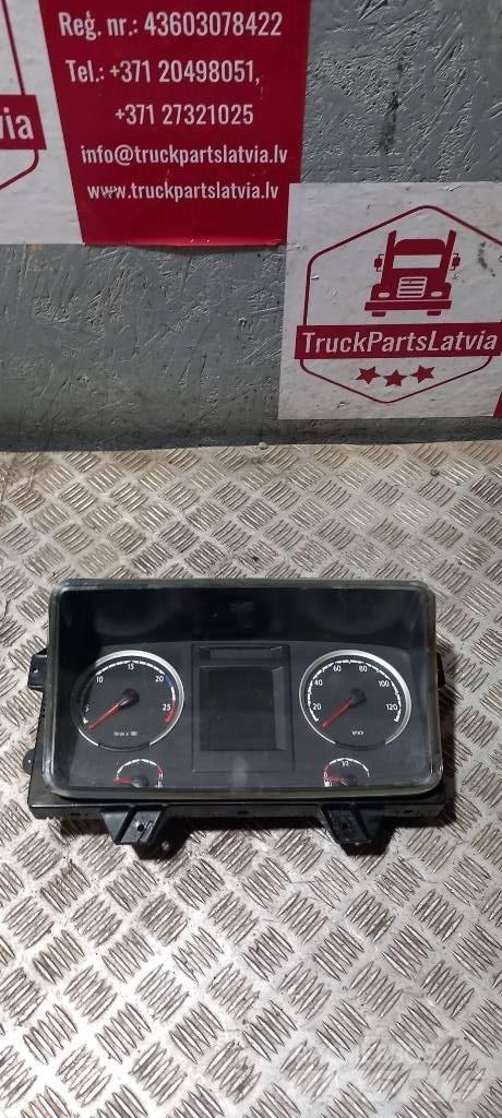 Scania R 440    2052210 Kabine in notranjost