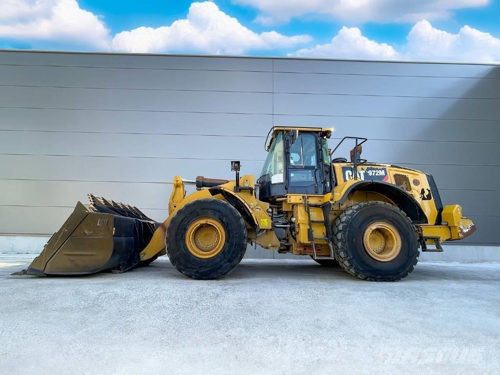 CAT 972M Kolesni nakladalci