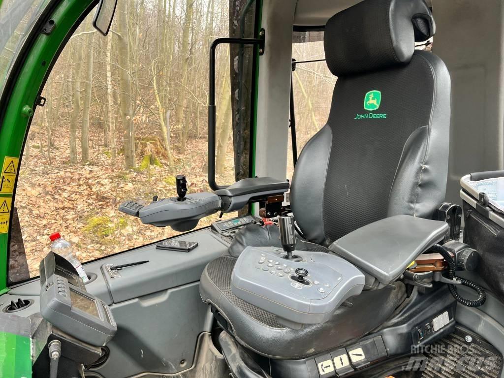 John Deere 1210 E Forwarderji