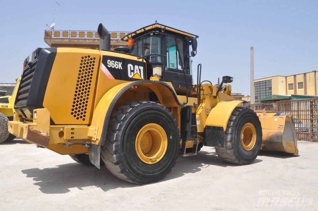 CAT 966 K Kolesni nakladalci