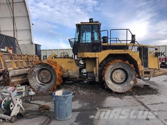 CAT 826 G Kompaktorji tal