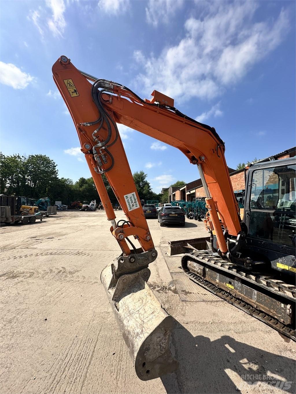 Doosan DX 63-3 Mini bagri <7t