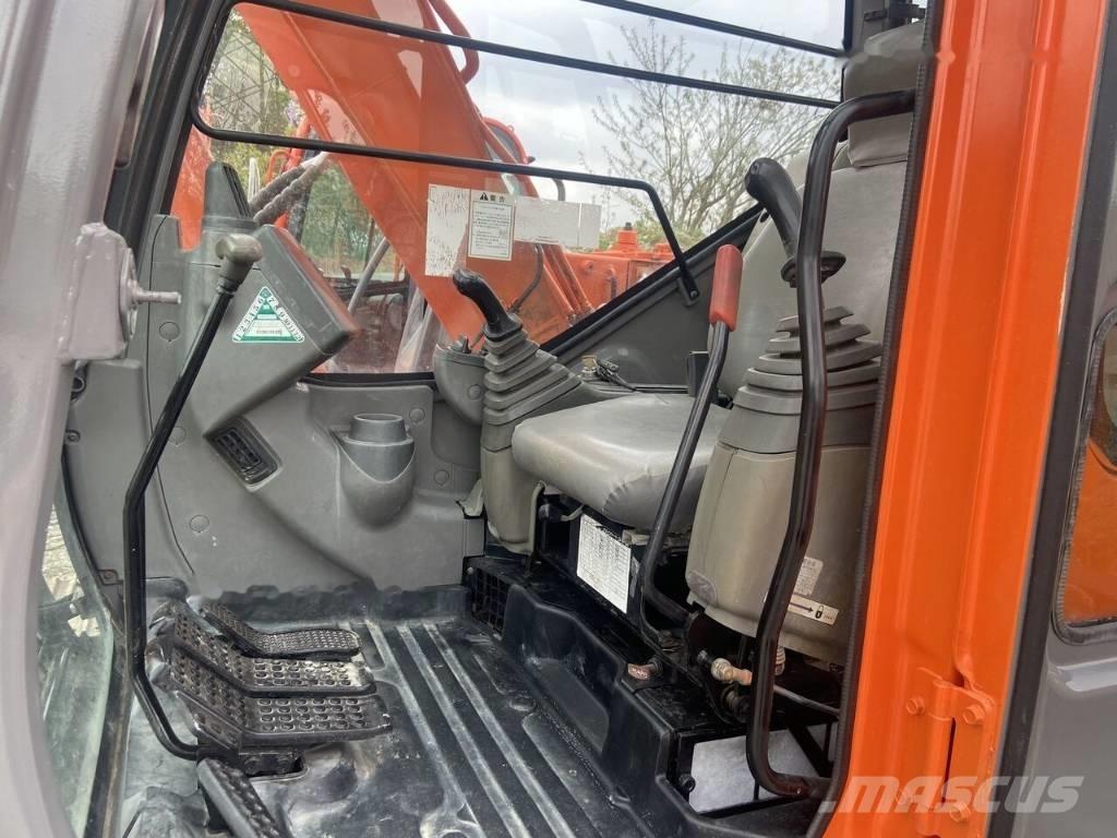 Hitachi ZX 80 Midi bagri 7t – 12t
