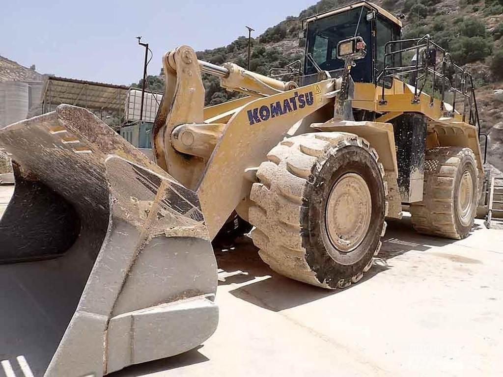 Komatsu WA600-8EO Kolesni nakladalci