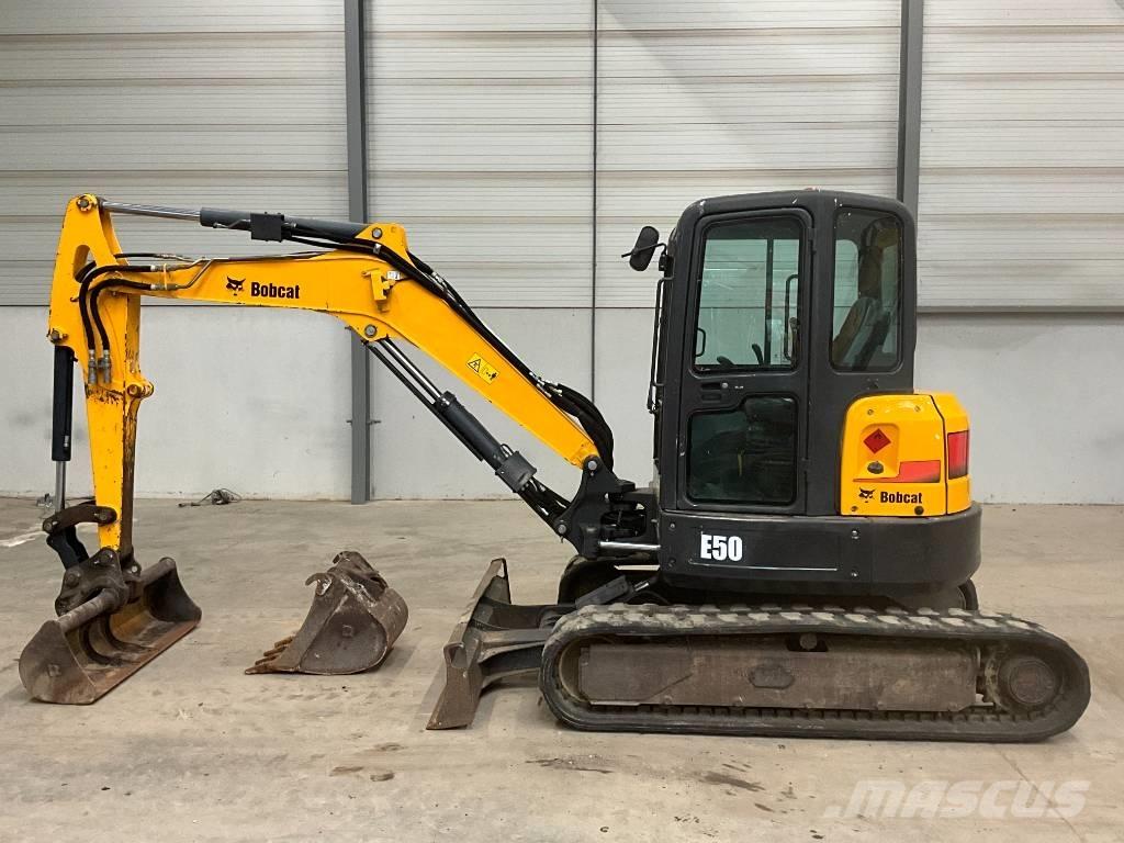 Bobcat E 50 Mini bagri <7t