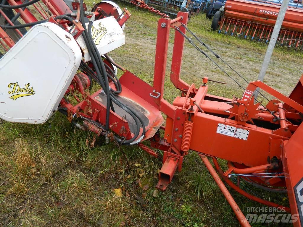Deutz-Fahr HD300 Balirke (kvadratne bale)
