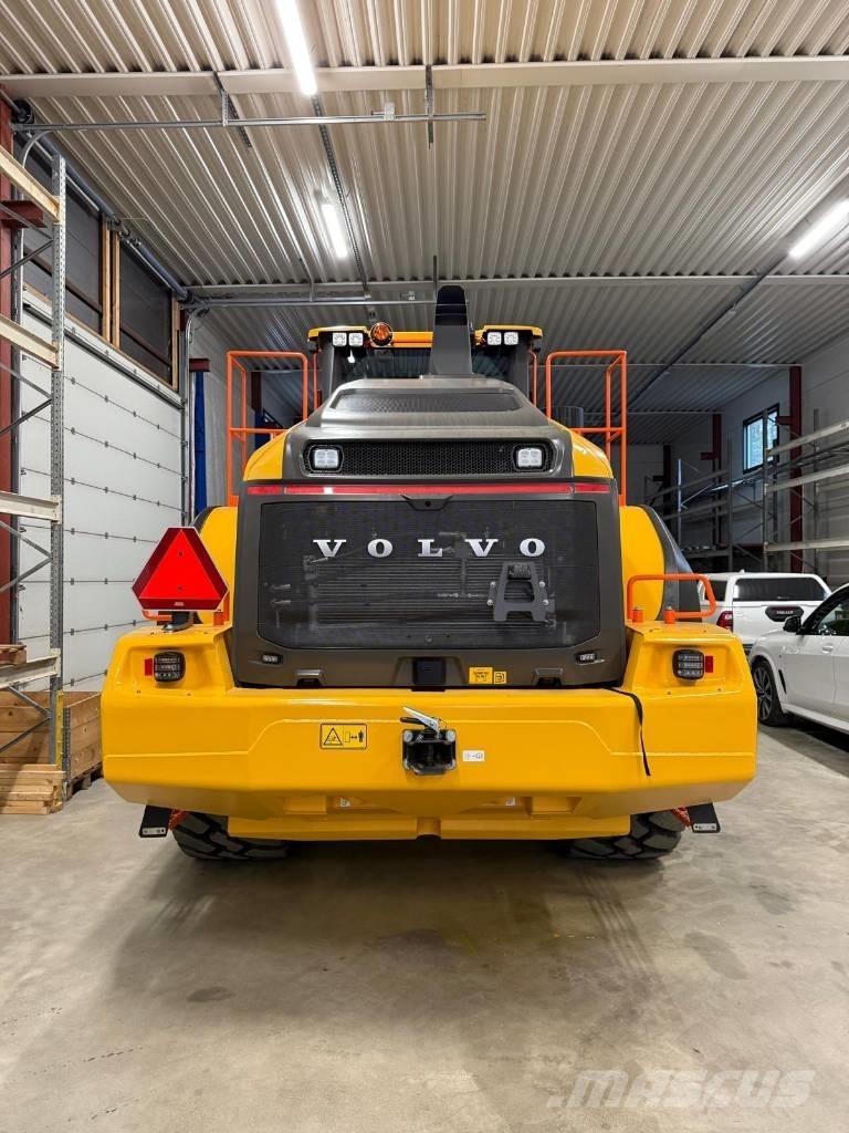 Volvo L180K Kolesni nakladalci