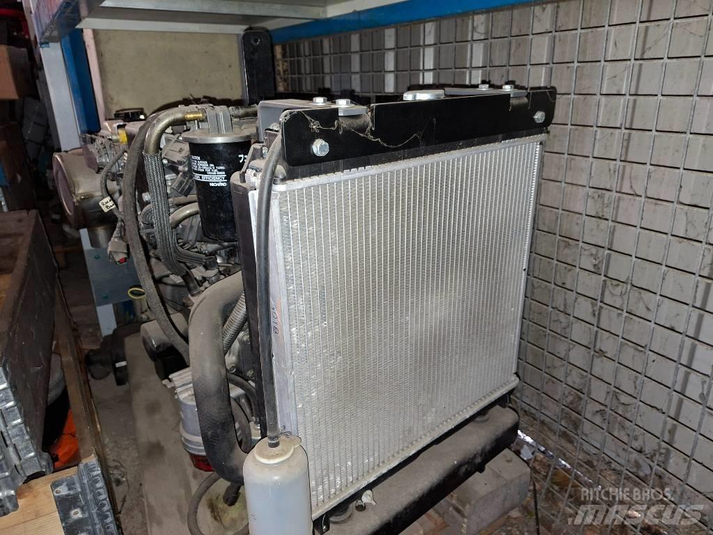 Yanmar 4TNV88C-DYEH2 Motorji