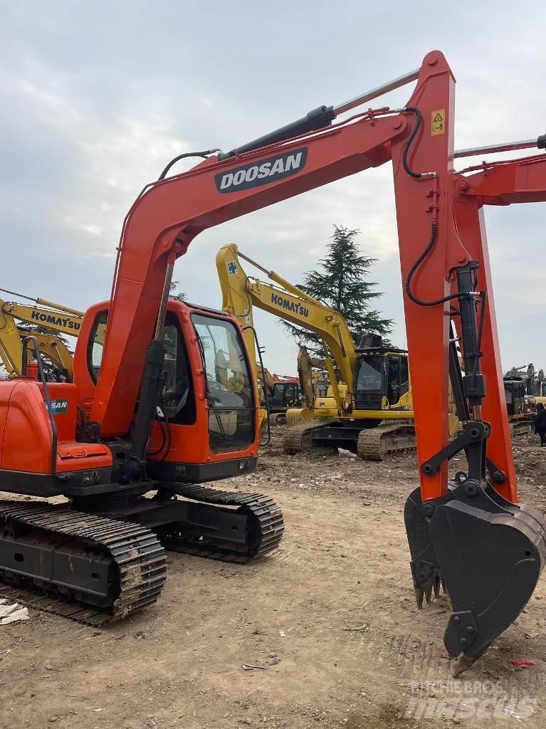Doosan DX80 Midi bagri 7t – 12t