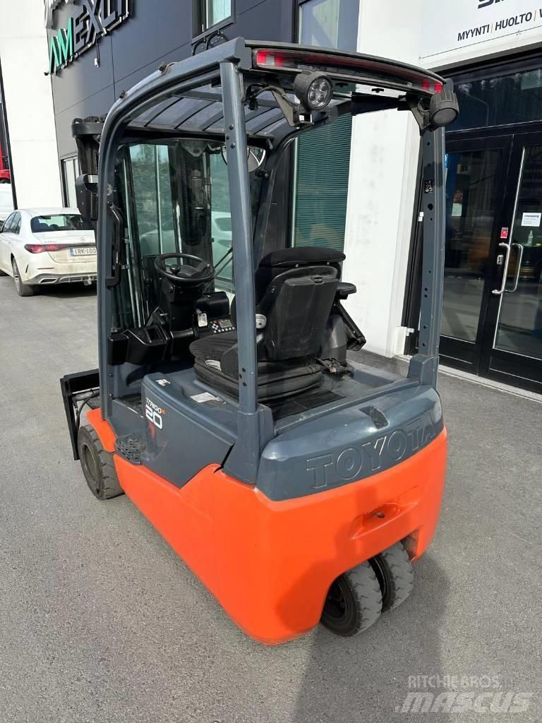 Toyota 8FBE20T Električni viličarji