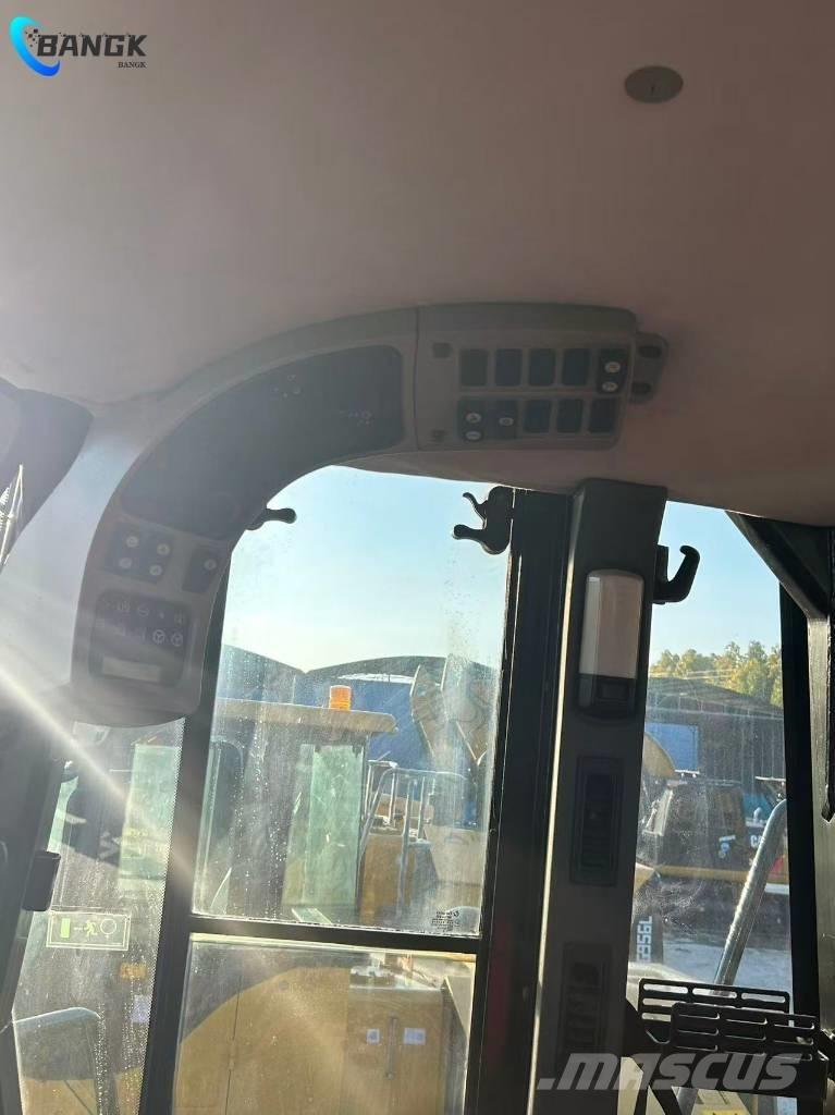 CAT 966 H Kolesni nakladalci