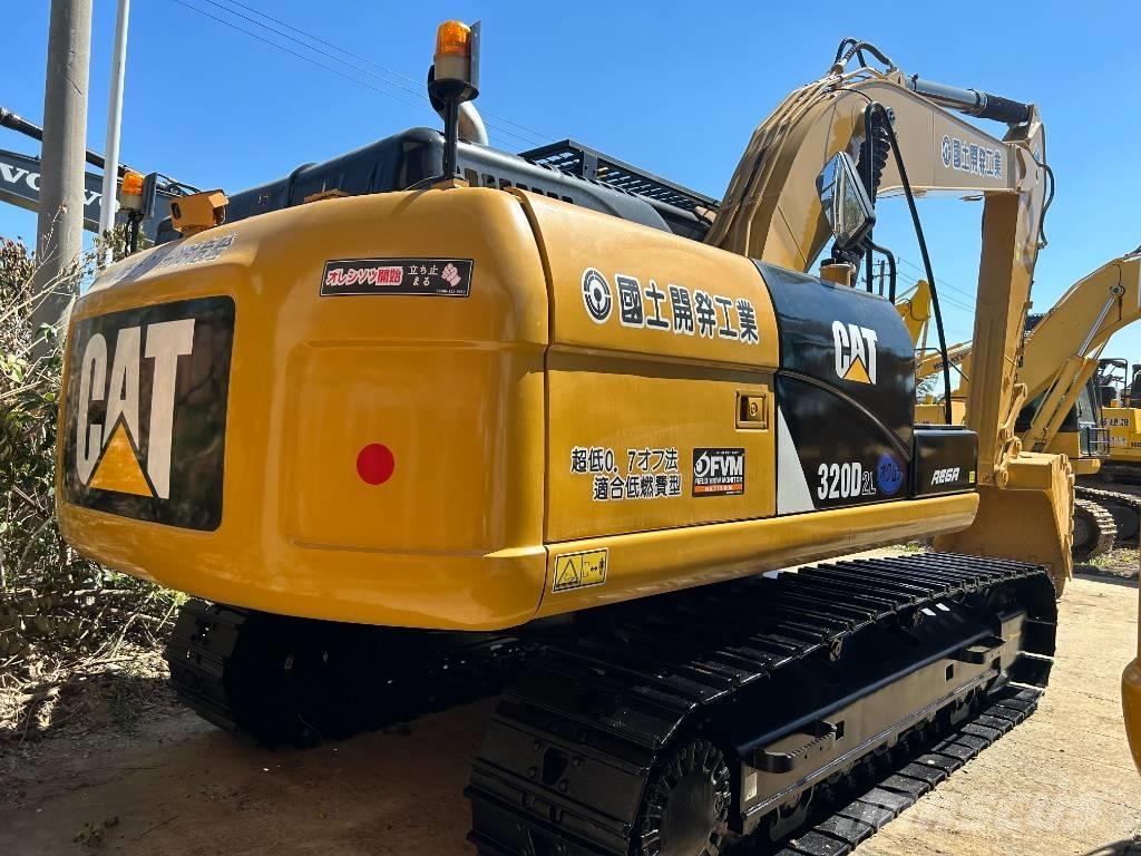CAT 320D2L Bagri goseničarji