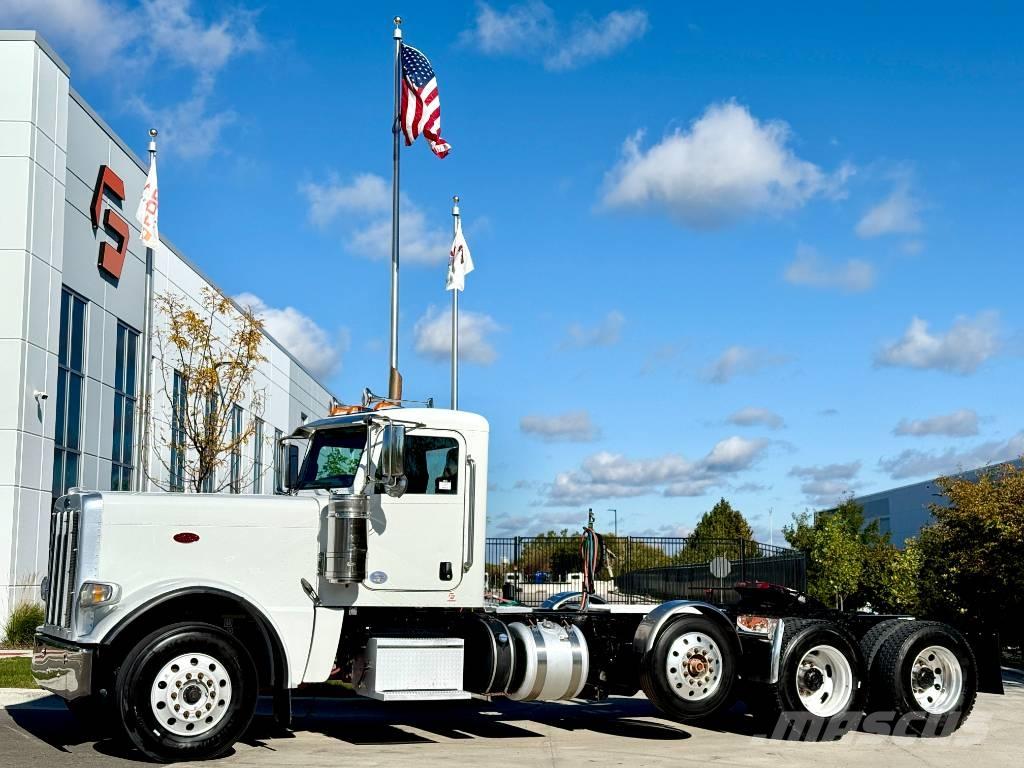 Peterbilt 389 Vlačilci