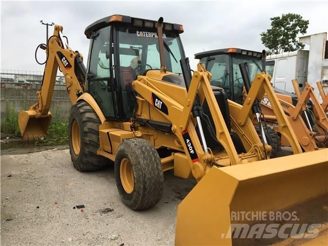 CAT 430 F Rovokopači