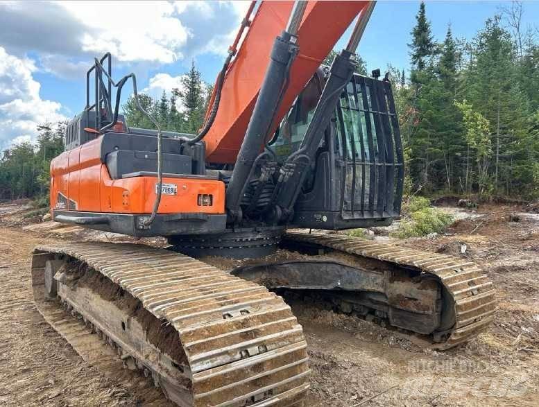 Doosan DX 350 LC Bagri goseničarji