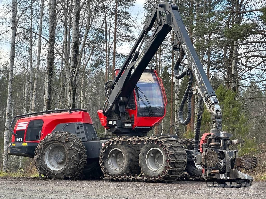 Komatsu 911 Harvesterji