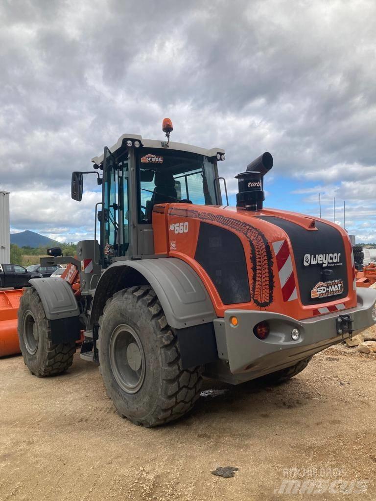 Weycor AR 660 Kolesni nakladalci