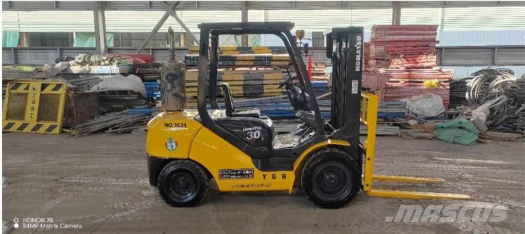 Komatsu FD 30 T-14 Dizelski viličarji