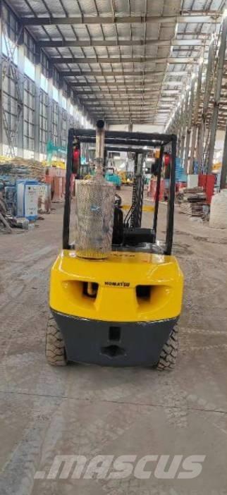 Komatsu FD 30 T-14 Dizelski viličarji