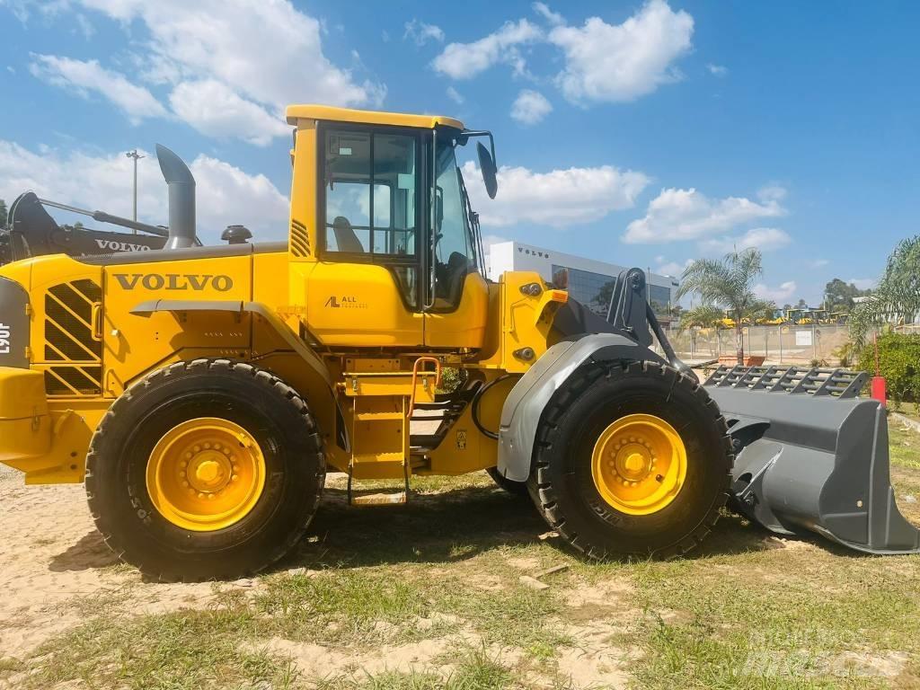 Volvo L 90 F Kolesni nakladalci