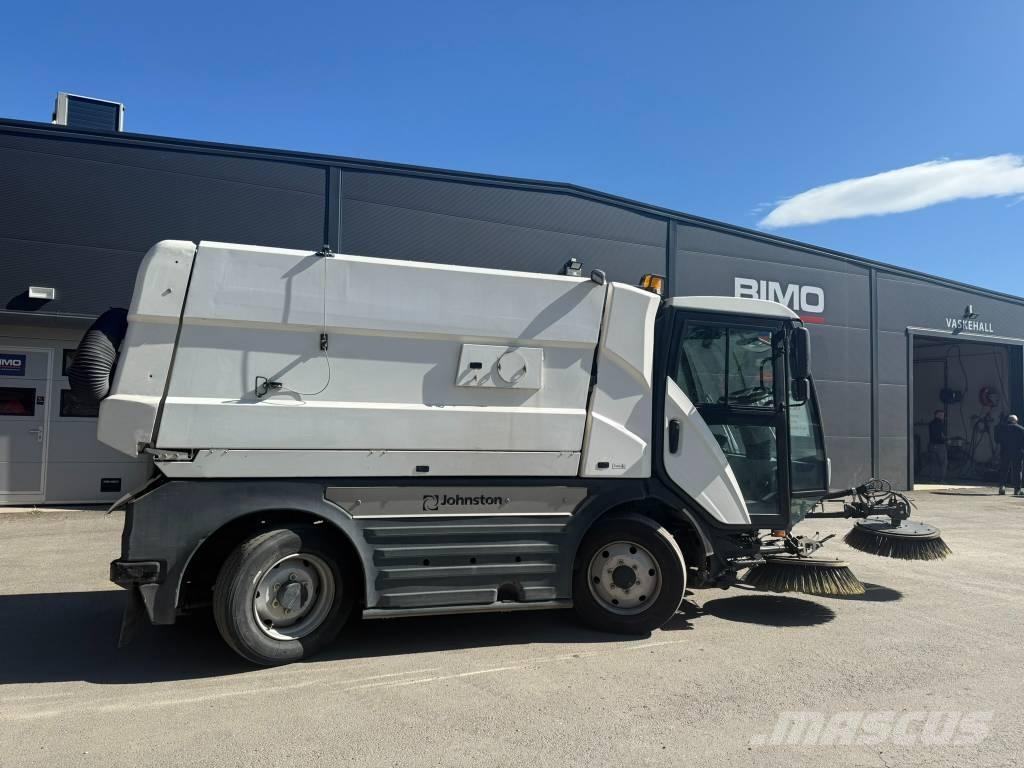 Johnston C401 Cestni pometači