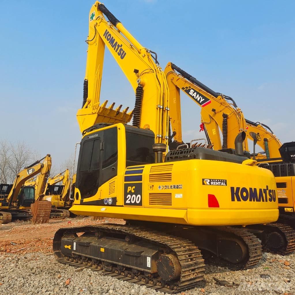 Komatsu PC 200-8 Bagri goseničarji