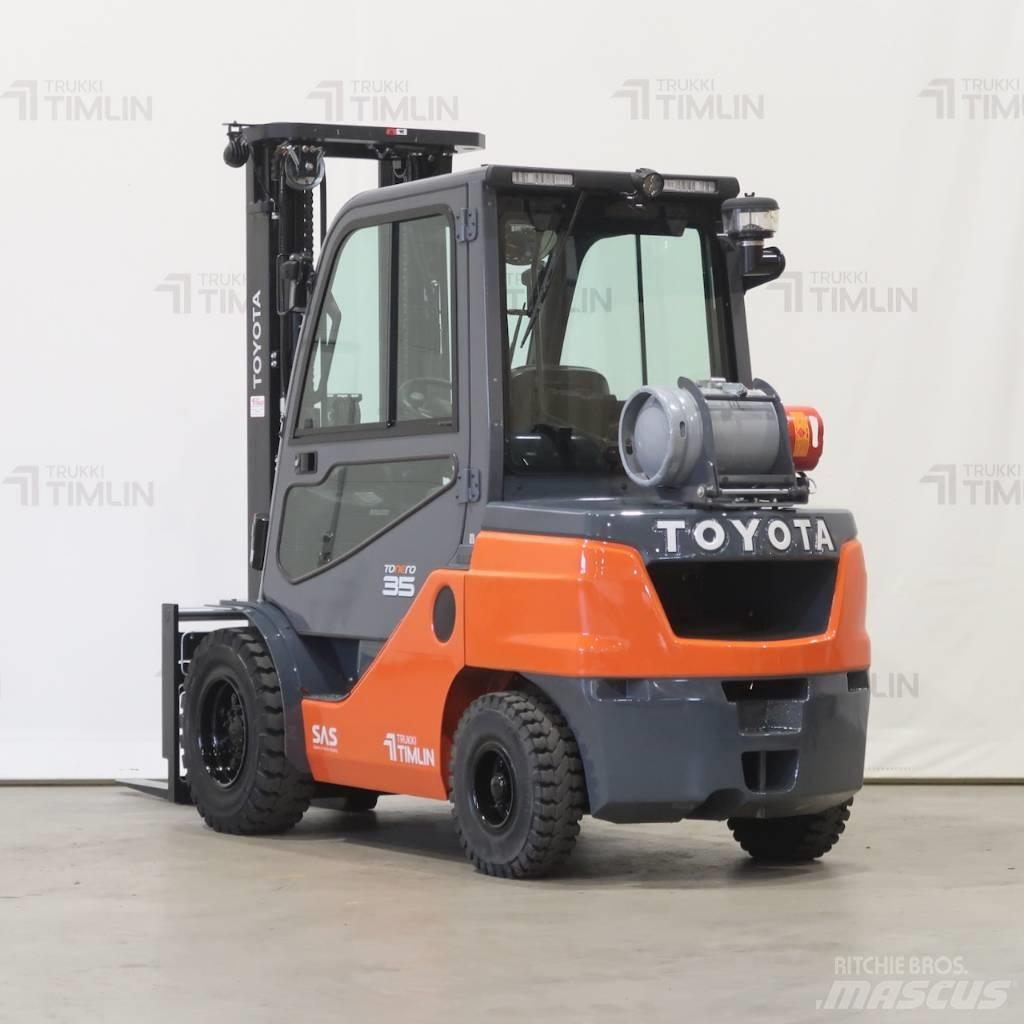 Toyota 02-8FGJF35 Plinski viličarji