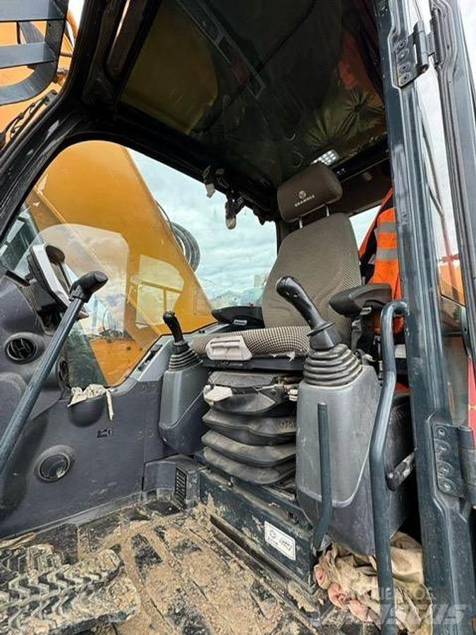 Hyundai HX235 LCR Posebni bagri
