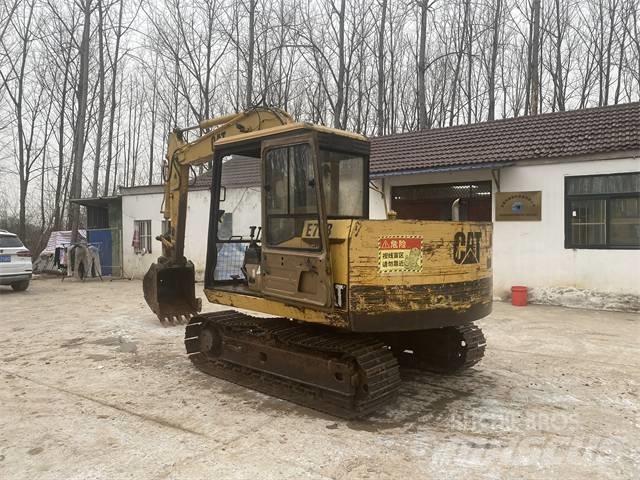CAT E70B Bagri goseničarji