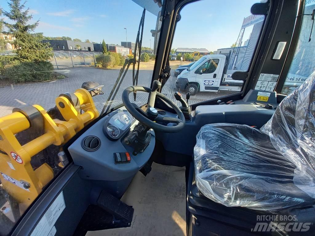 Mecalac AX 1000 Kolesni nakladalci
