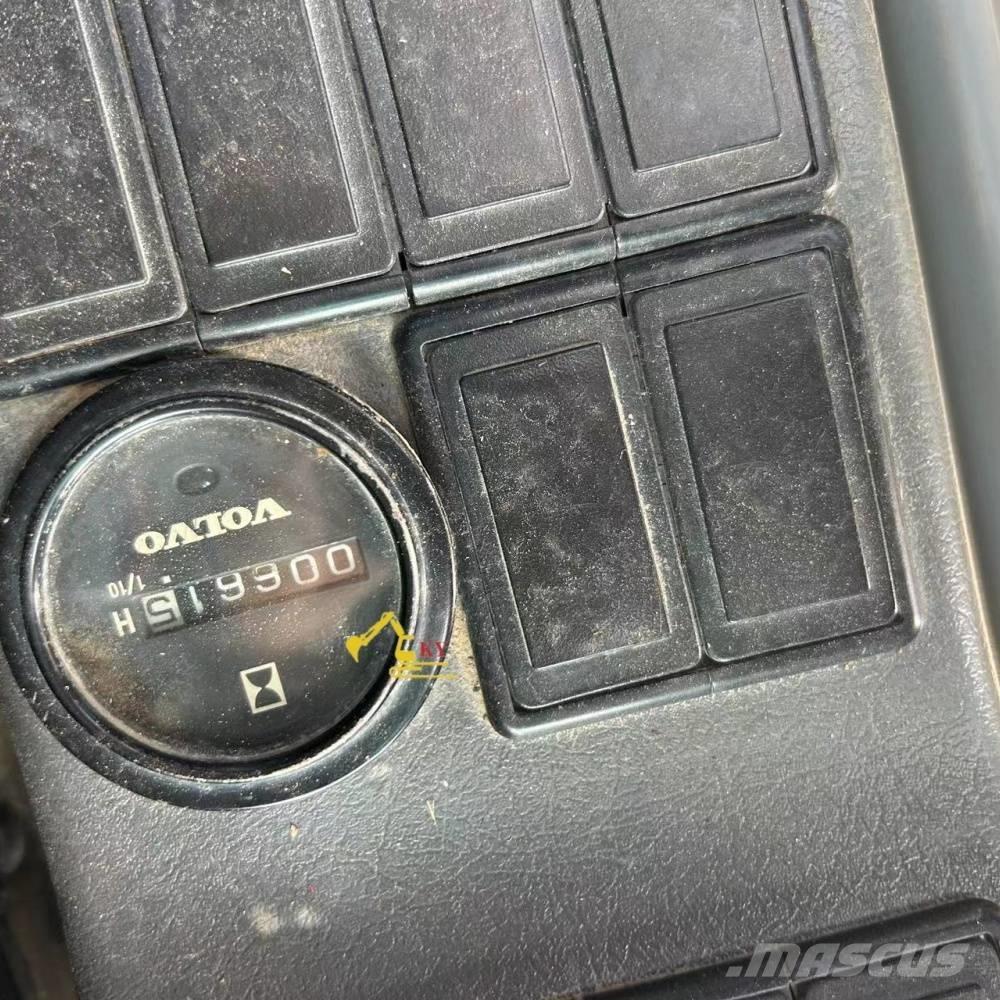 Volvo 290 Bagri goseničarji