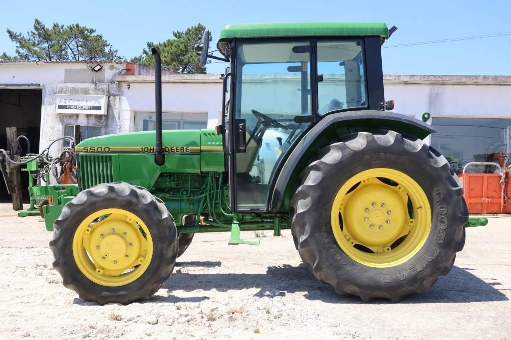 John Deere 5500 STD Traktorji