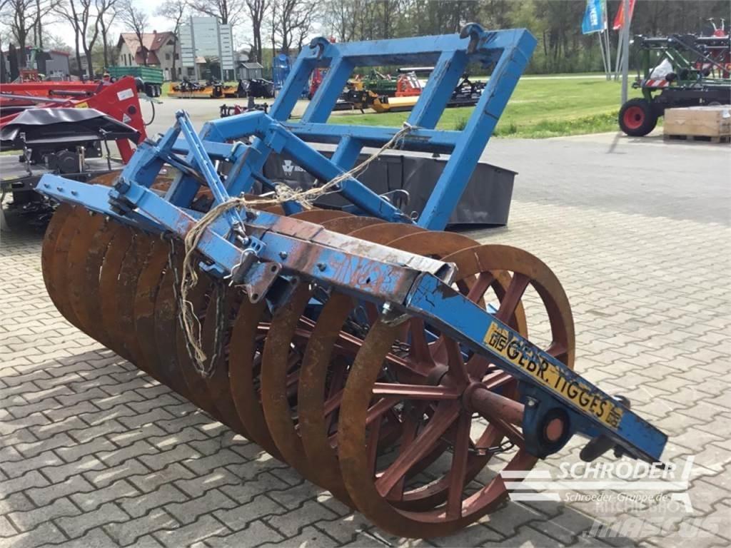 Tigges 14/900 Valjarji