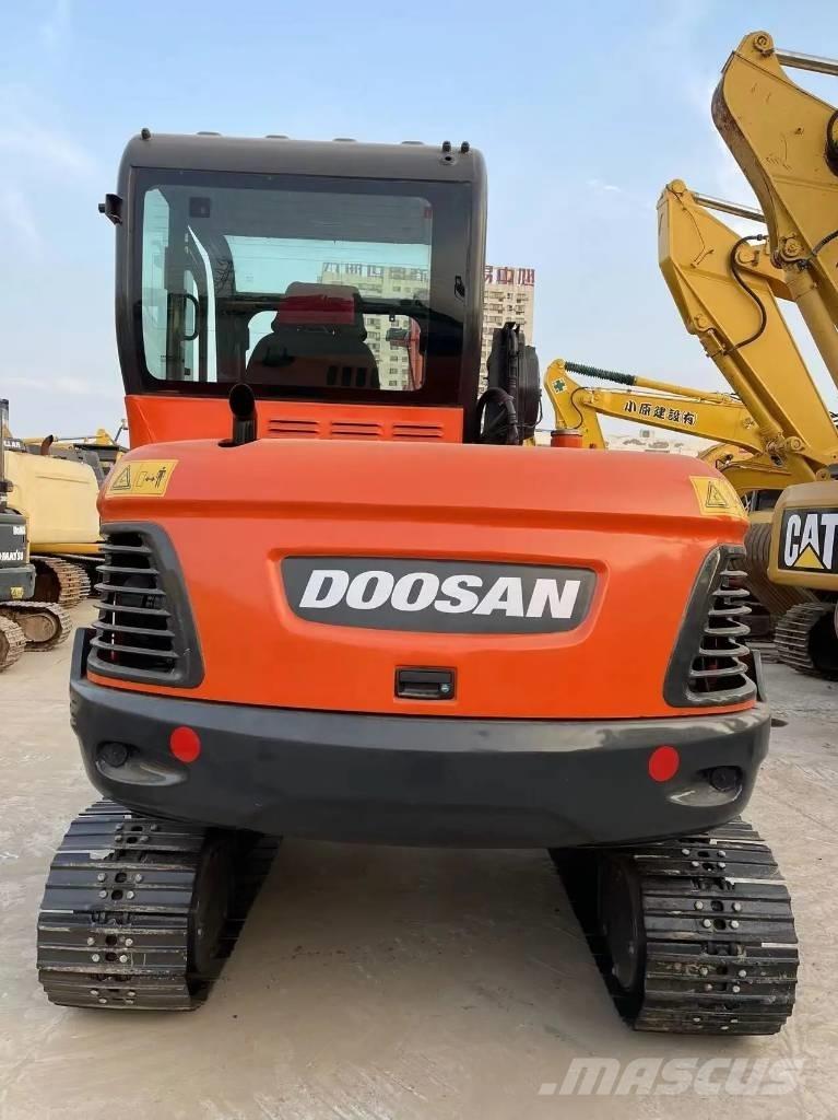 Doosan DX60-9C Mini bagri <7t