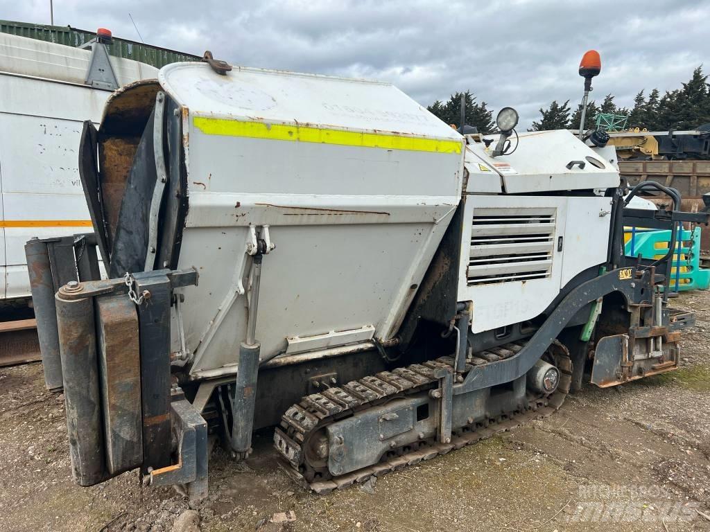 Bomag BF 223 C Asfaltni finišerji